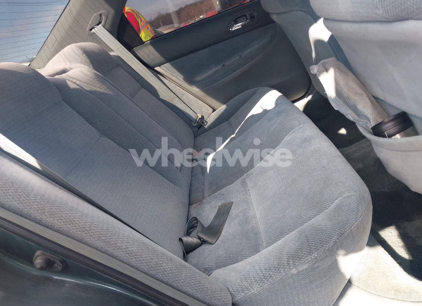 Photo 8 of 1997 Honda Accord LX V6 (VIN 1HGCE6644VA000484)