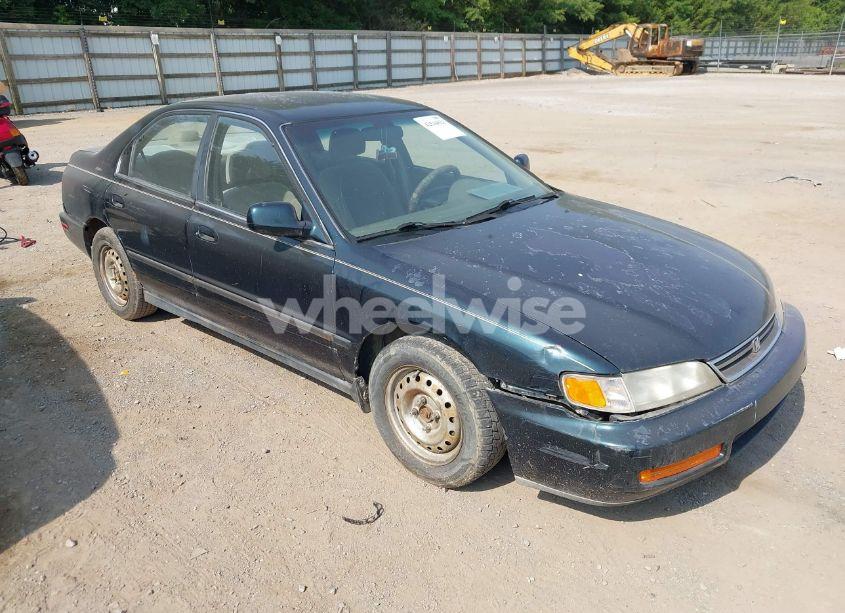 1997 Honda Accord LX V6 (VIN 1HGCE6647VA022950) main photo