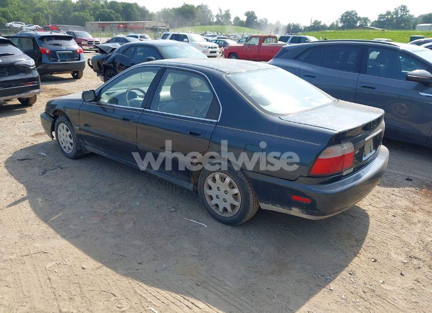 Photo 3 of 1997 Honda Accord LX V6 (VIN 1HGCE6647VA022950)