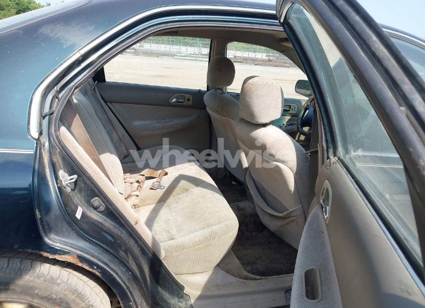 Photo 8 of 1997 Honda Accord LX V6 (VIN 1HGCE6647VA022950)