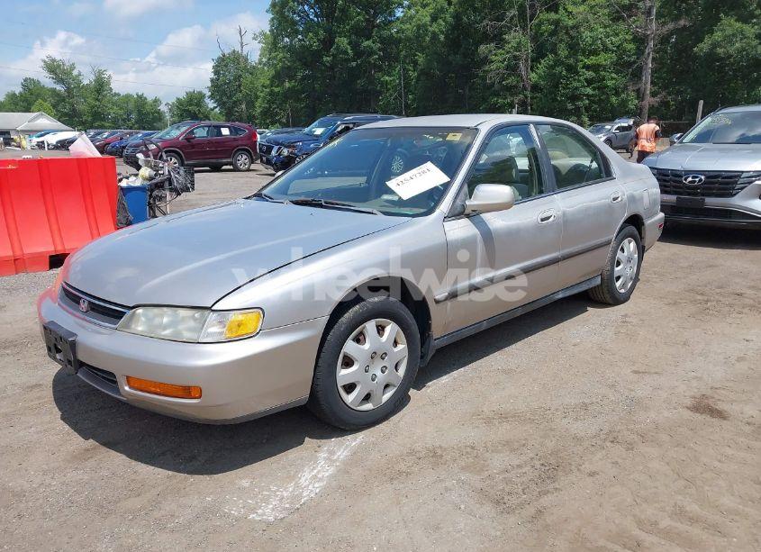 Photo 2 of 1997 Honda Accord LX V6 (VIN 1HGCE6649VA017653)