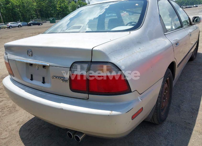 Photo 6 of 1997 Honda Accord LX V6 (VIN 1HGCE6649VA017653)