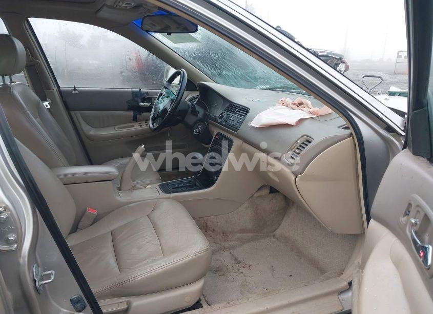 Photo 5 of 1997 Honda Accord EX V6 (VIN 1HGCE6677VA006760)