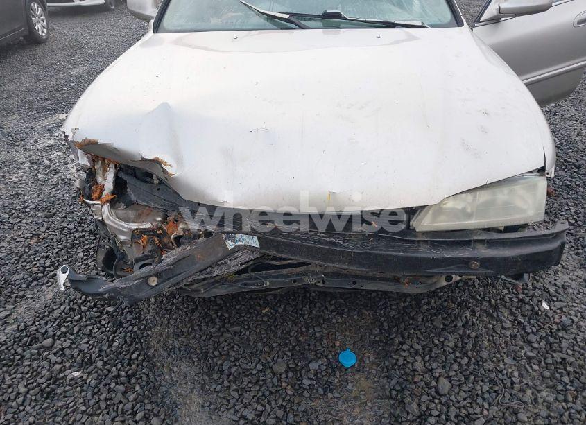 Photo 6 of 1997 Honda Accord EX V6 (VIN 1HGCE6677VA006760)