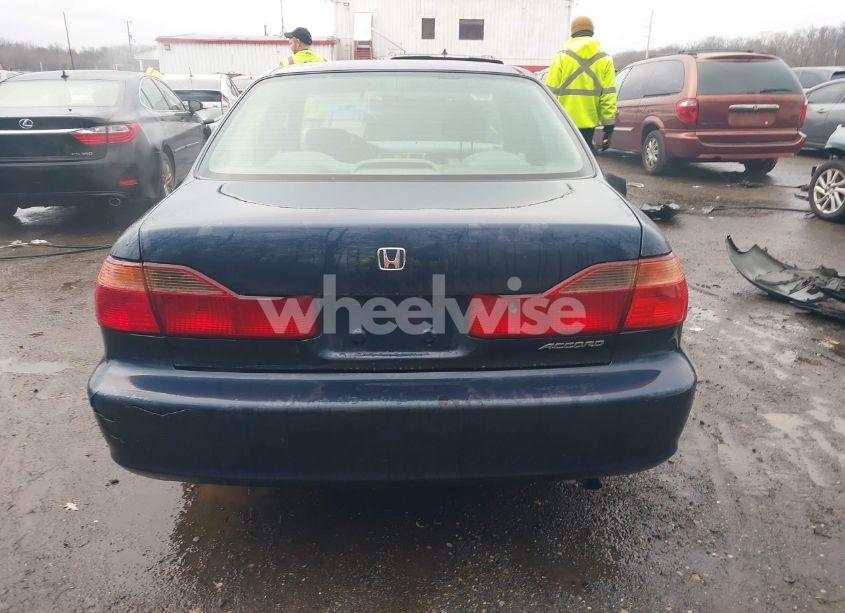 Photo 16 of 1999 Honda Accord DX (VIN 1HGCF8540XA020759)