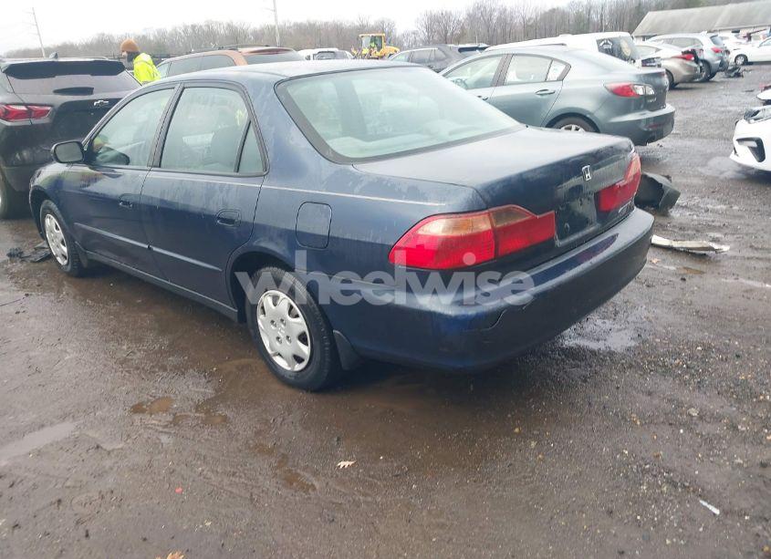 Photo 3 of 1999 Honda Accord DX (VIN 1HGCF8540XA020759)