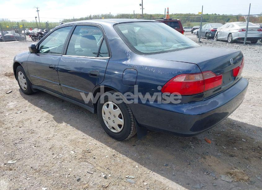 Photo 3 of 2000 Honda Accord 2.3 DX (VIN 1HGCF8546YA026356)