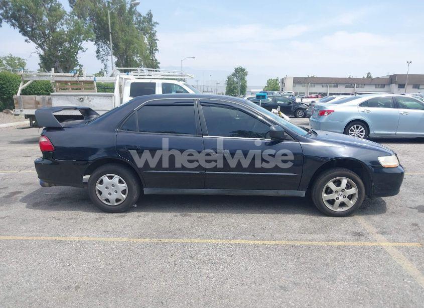 Photo 13 of 2000 Honda Accord 2.3 DX (VIN 1HGCF8548YA037973)