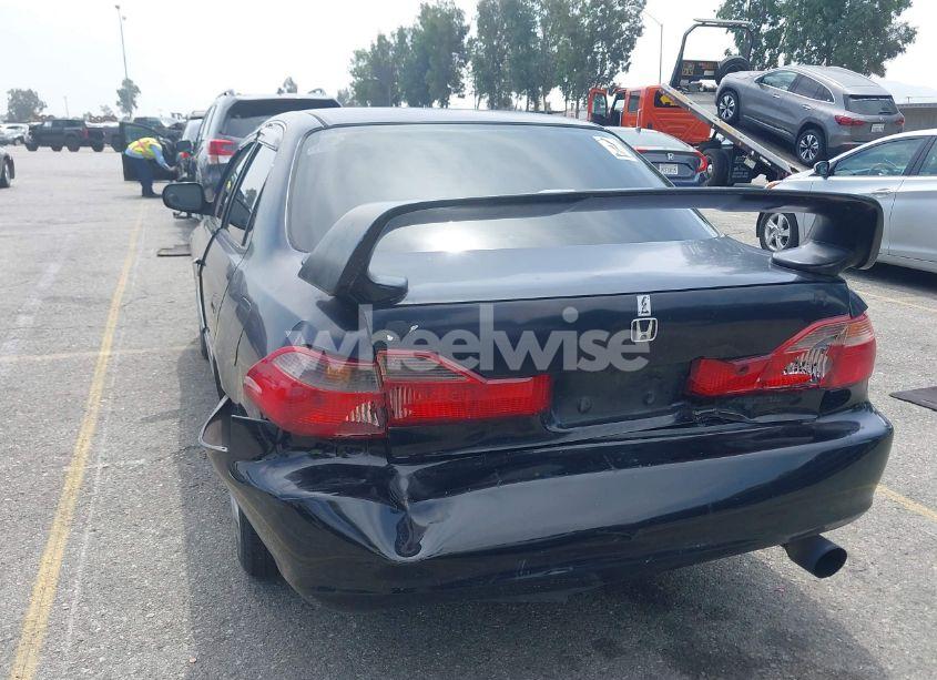 Photo 6 of 2000 Honda Accord 2.3 DX (VIN 1HGCF8548YA037973)