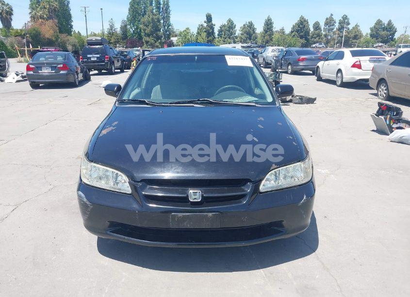 Photo 13 of 1999 Honda Accord DX (VIN 1HGCF8645XA110939)