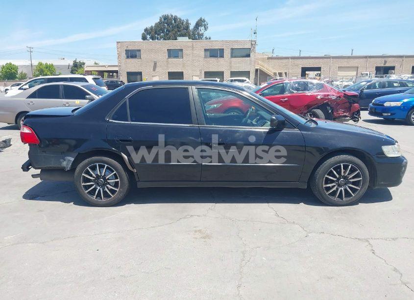 Photo 14 of 1999 Honda Accord DX (VIN 1HGCF8645XA110939)