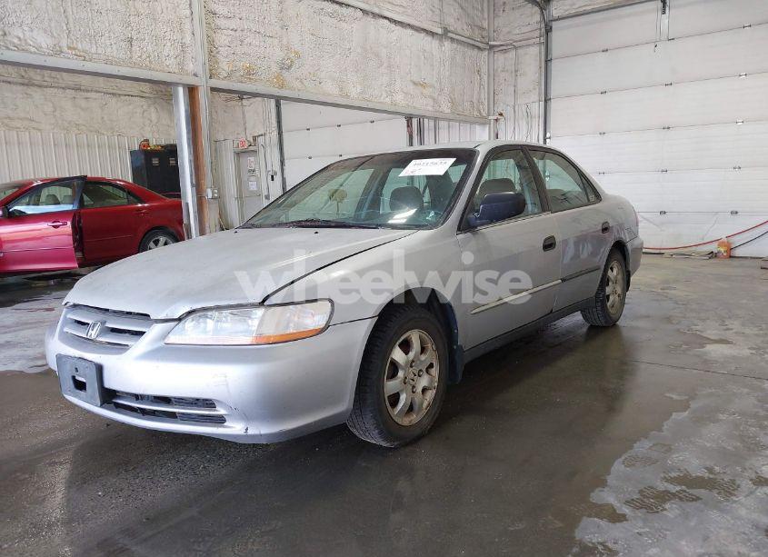 Photo 2 of 1998 Honda Accord DX (VIN 1HGCF864XWA197879)