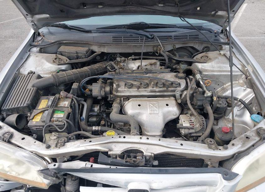 Photo 10 of 2002 Honda Accord 2.3 VP (VIN 1HGCF86612A176642)