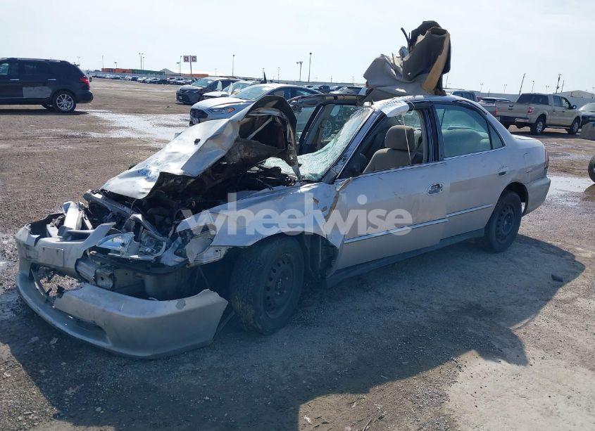 Photo 2 of 2002 Honda Accord 2.3 VP (VIN 1HGCF86622A121357)