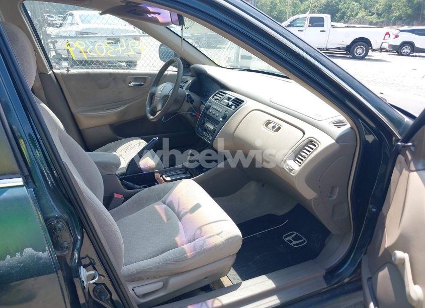 Photo 5 of 2001 Honda Accord VALUE PACKAGE (VIN 1HGCF86631A104002)