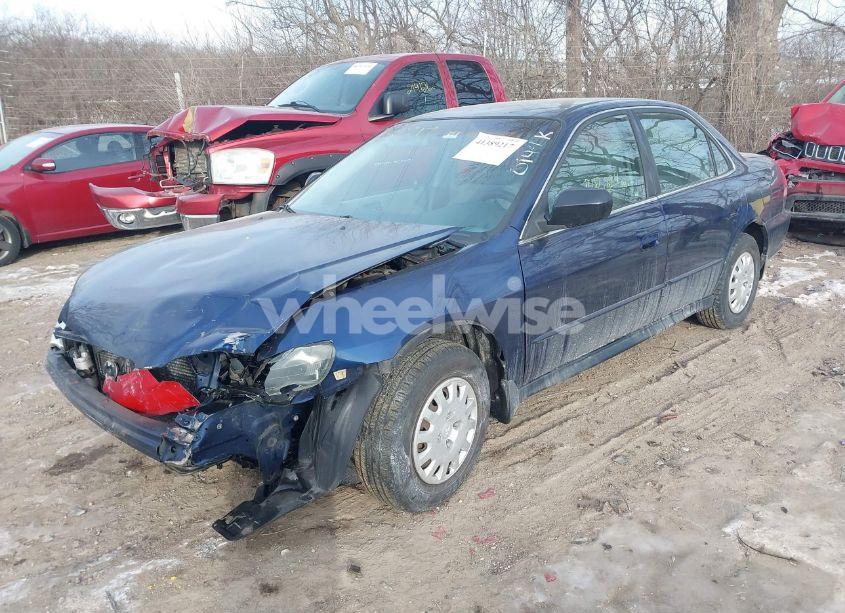 Photo 6 of 2002 Honda Accord 2.3 VP (VIN 1HGCF86632A140144)