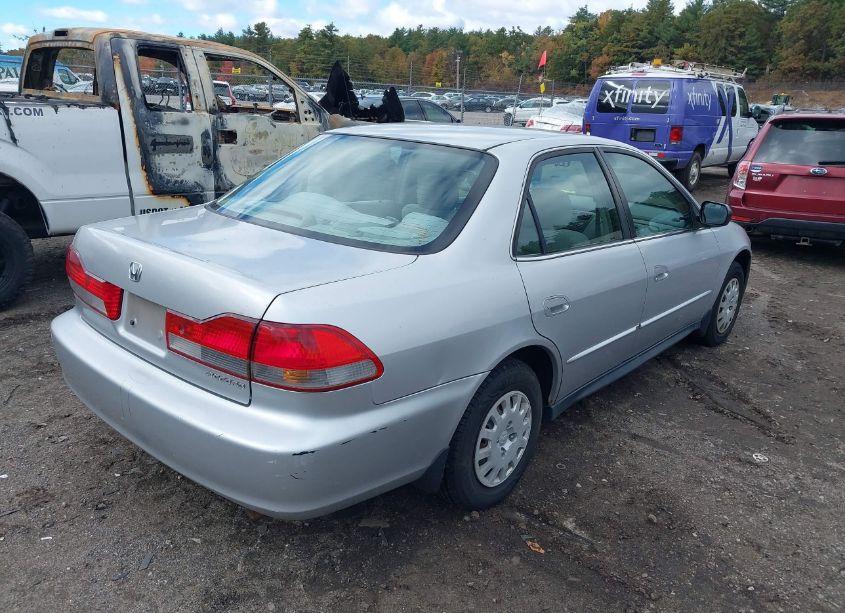Photo 4 of 2002 Honda Accord 2.3 VP (VIN 1HGCF86642A096722)