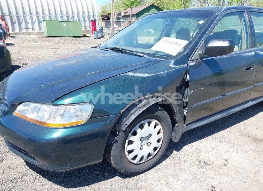 Photo 12 of 2001 Honda Accord VALUE PACKAGE (VIN 1HGCF86671A096924)