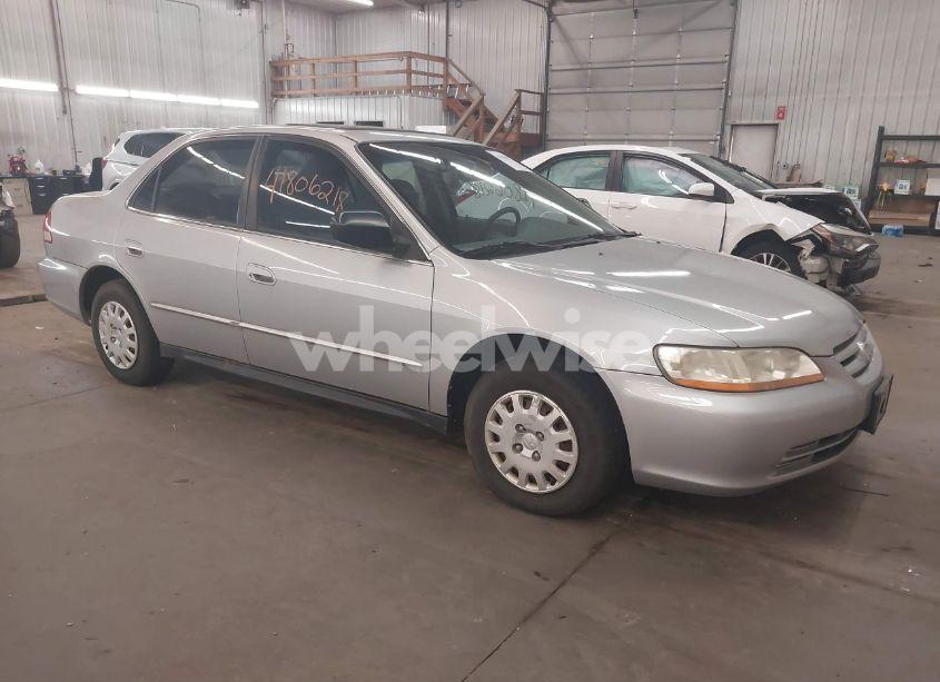 2002 Honda Accord 2.3 VP (VIN 1HGCF86672A015924) main photo