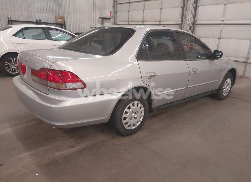 Photo 4 of 2002 Honda Accord 2.3 VP (VIN 1HGCF86672A015924)