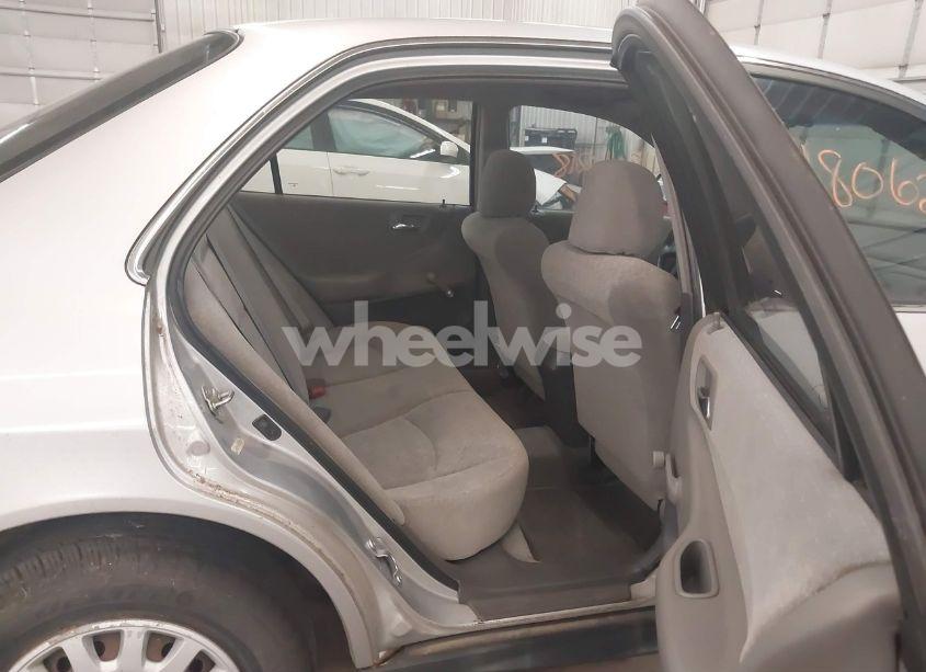 Photo 8 of 2002 Honda Accord 2.3 VP (VIN 1HGCF86672A015924)