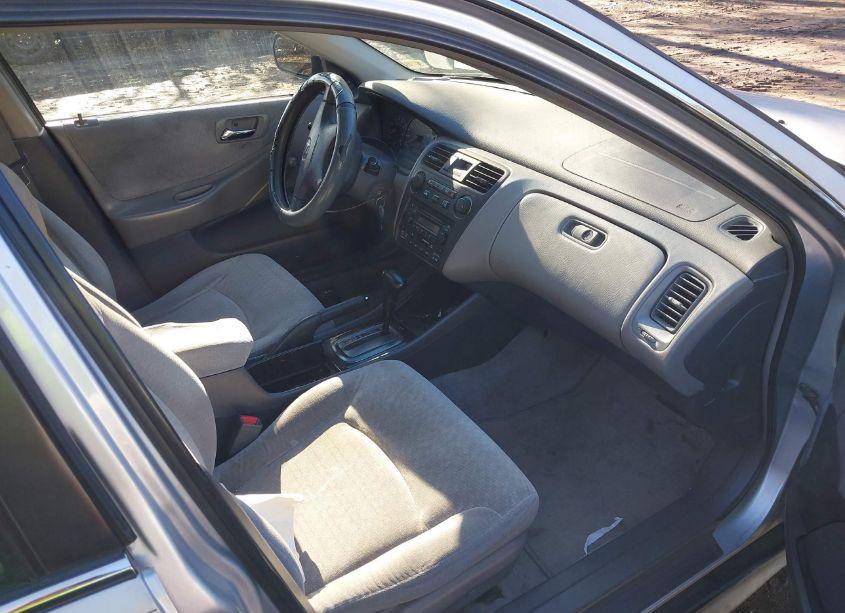 Photo 5 of 2001 Honda Accord VALUE PACKAGE (VIN 1HGCF86691A088470)