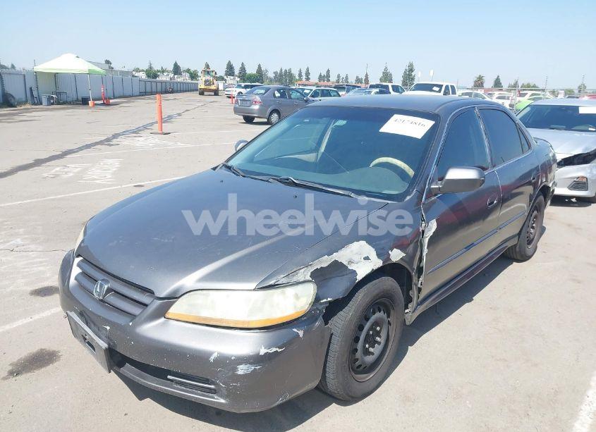 Photo 2 of 2001 Honda Accord 3.0 LX (VIN 1HGCG16411A064182)