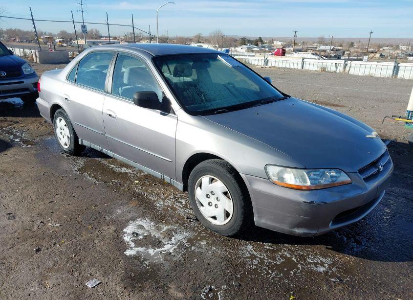 2000 Honda Accord 3.0 LX (VIN 1HGCG1642YA078182) main photo