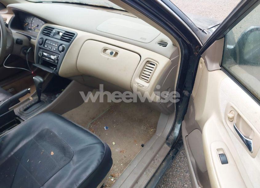 Photo 5 of 1999 Honda Accord LX V6 (VIN 1HGCG1643XA054276)