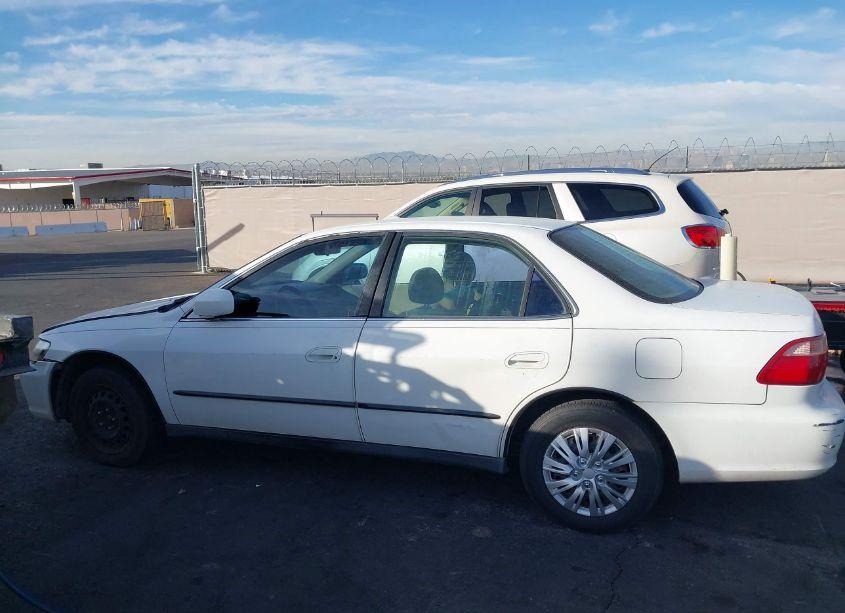 Photo 12 of 2000 Honda Accord 3.0 LX (VIN 1HGCG1643YA025572)