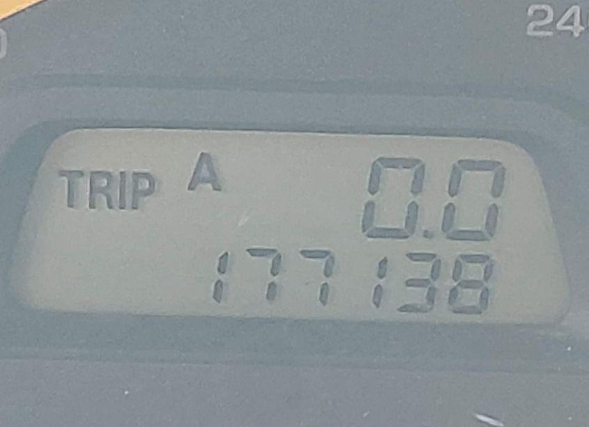 Photo 7 of 2002 Honda Accord 3.0 LX (VIN 1HGCG16442A017715)