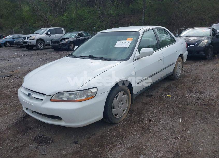 Photo 2 of 1999 Honda Accord LX V6 (VIN 1HGCG1644XA054710)