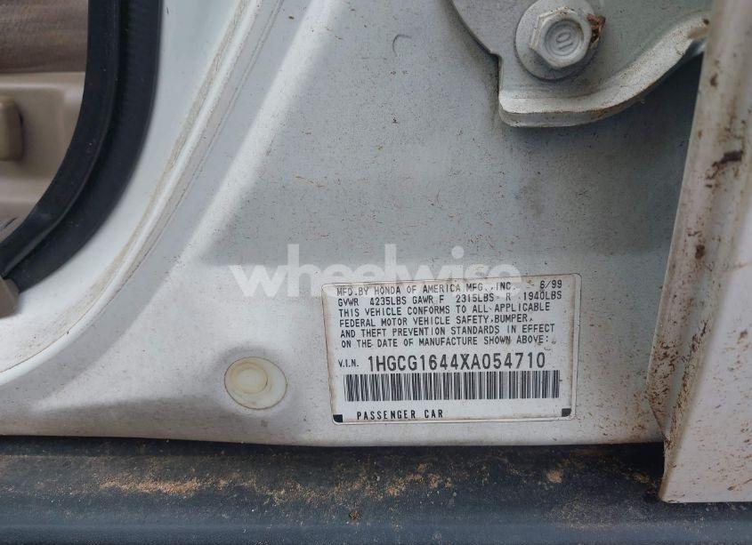 Photo 9 of 1999 Honda Accord LX V6 (VIN 1HGCG1644XA054710)
