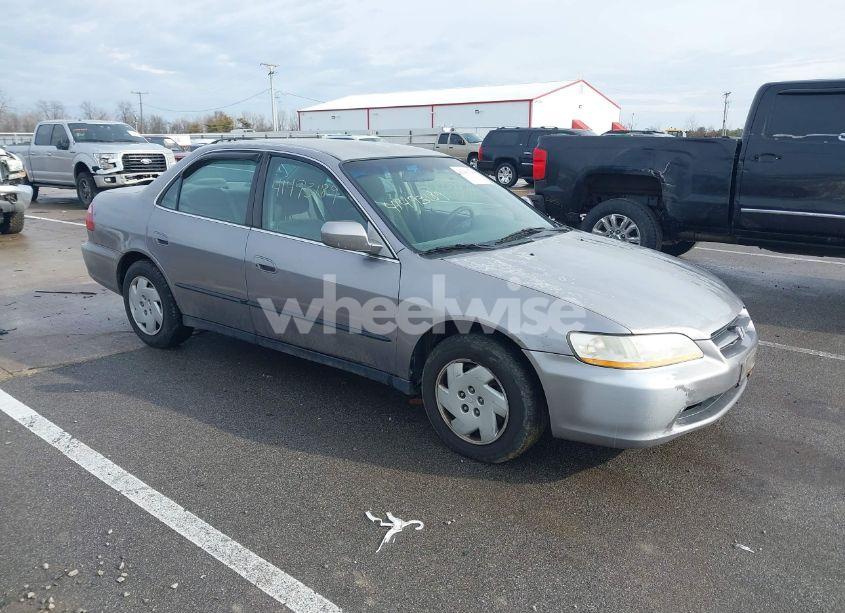 2000 Honda Accord 3.0 LX (VIN 1HGCG1644YA003371) main photo