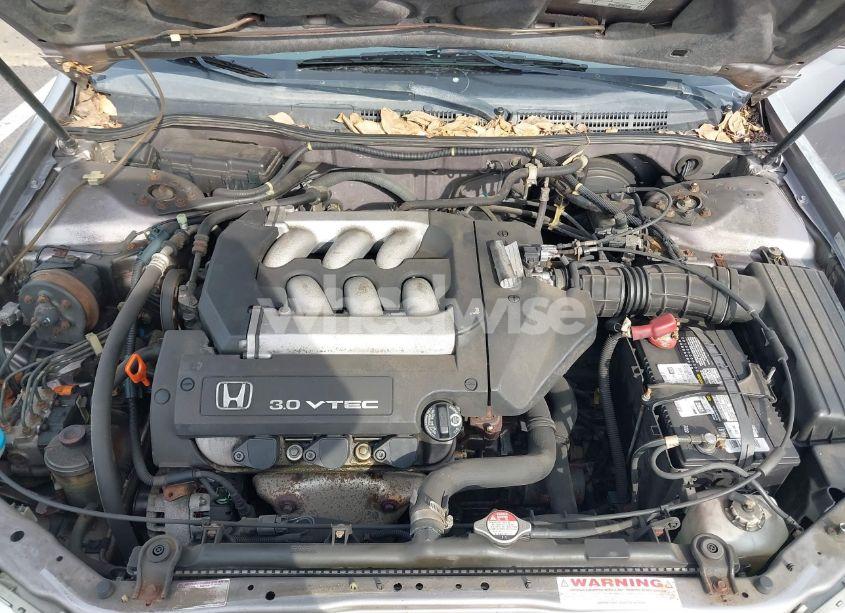 Photo 10 of 2000 Honda Accord 3.0 LX (VIN 1HGCG1644YA003371)