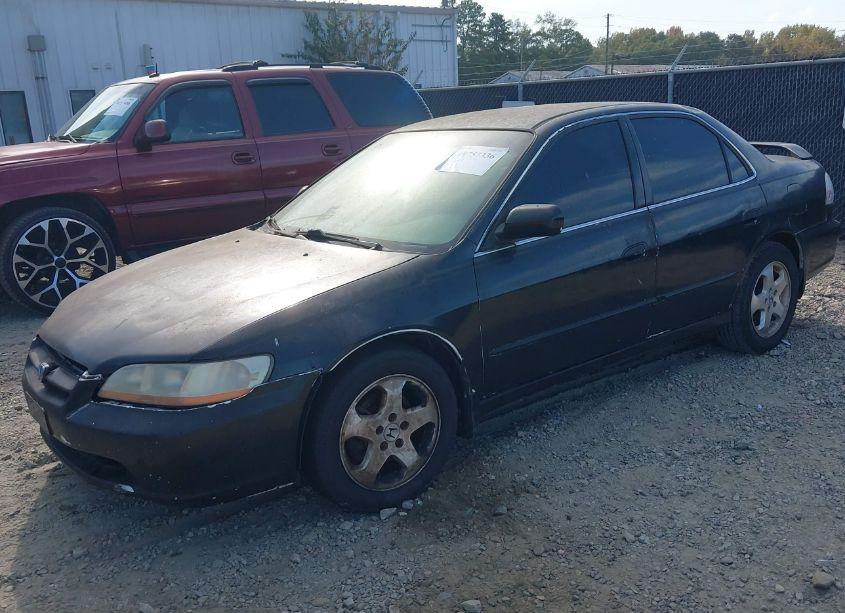 Photo 2 of 1998 Honda Accord LX V6 (VIN 1HGCG1645WA049613)