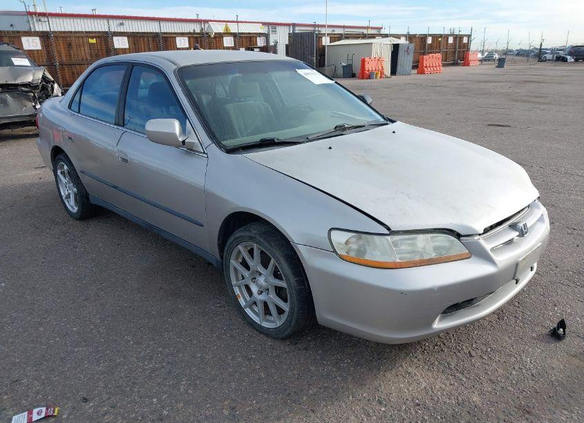 1999 Honda Accord LX V6 (VIN 1HGCG1645XA026804) main photo