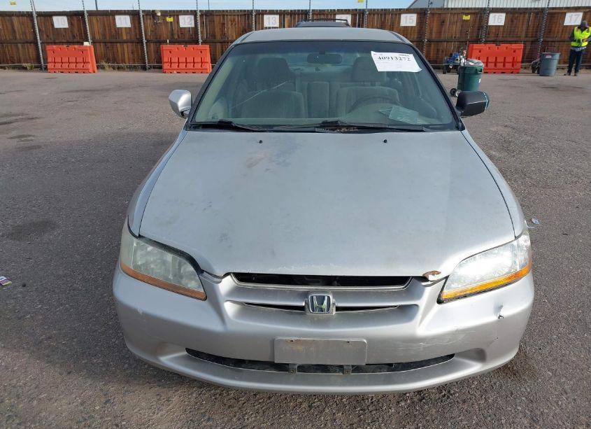 Photo 6 of 1999 Honda Accord LX V6 (VIN 1HGCG1645XA026804)