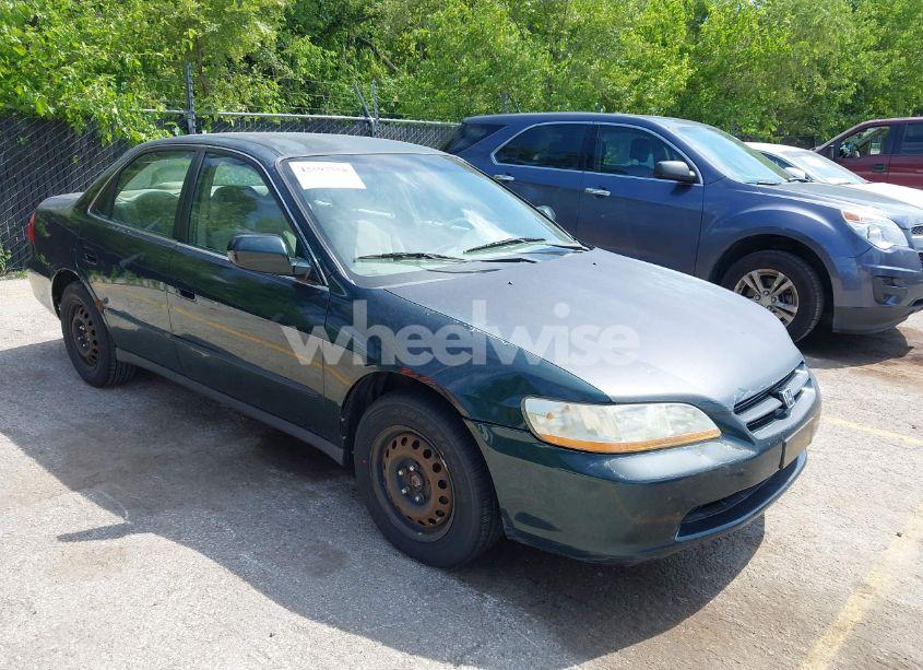 1999 Honda Accord LX V6 (VIN 1HGCG1645XA068728) main photo