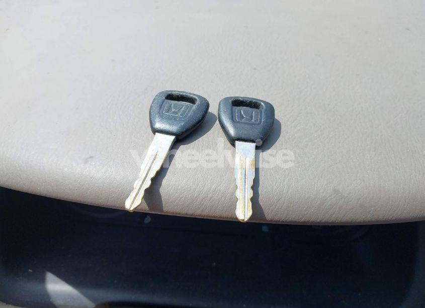 Photo 11 of 1999 Honda Accord LX V6 (VIN 1HGCG1645XA068728)