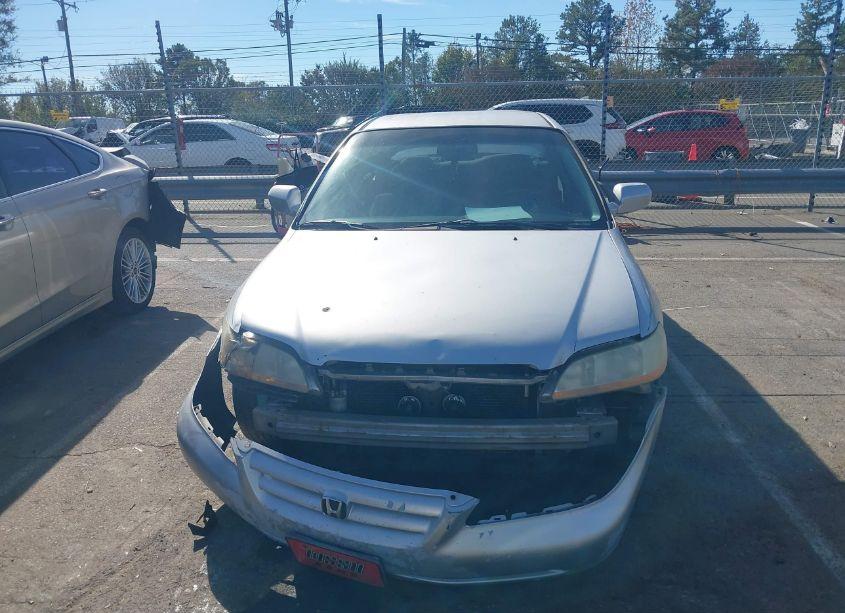 Photo 12 of 2002 Honda Accord 3.0 LX (VIN 1HGCG16462A030465)