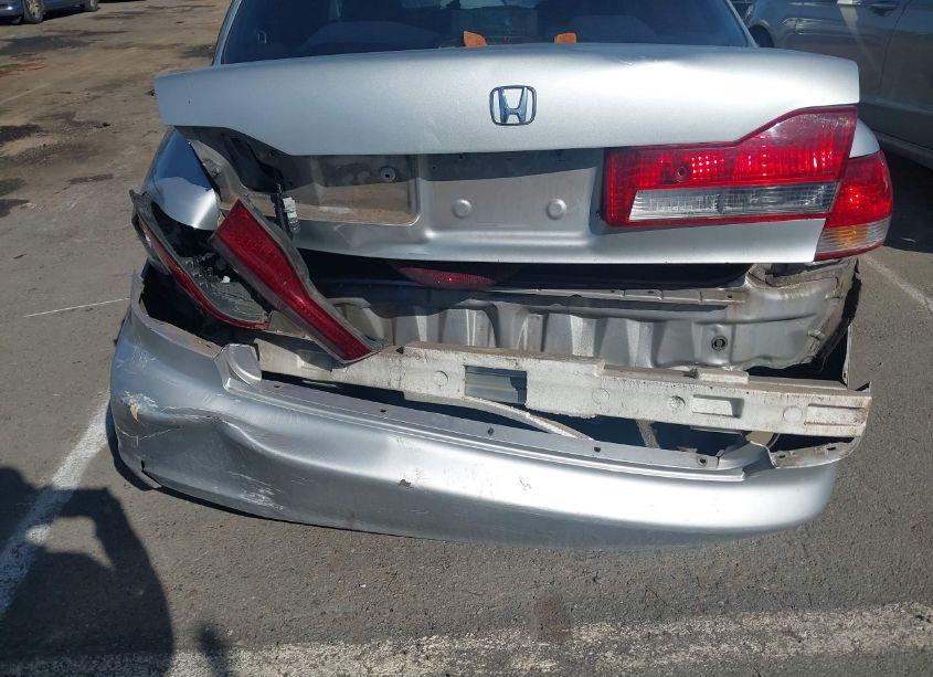 Photo 19 of 2002 Honda Accord 3.0 LX (VIN 1HGCG16462A030465)