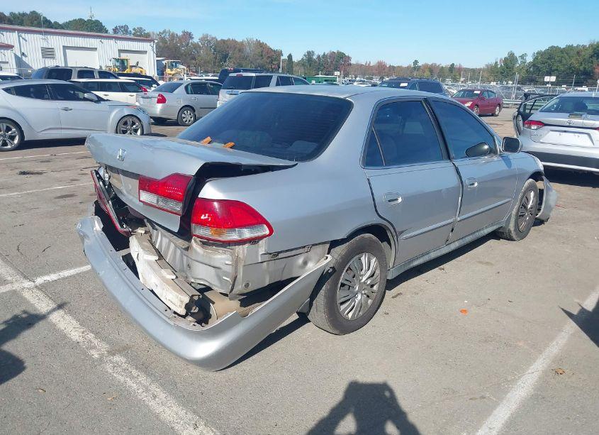 Photo 4 of 2002 Honda Accord 3.0 LX (VIN 1HGCG16462A030465)