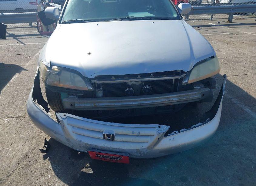 Photo 6 of 2002 Honda Accord 3.0 LX (VIN 1HGCG16462A030465)