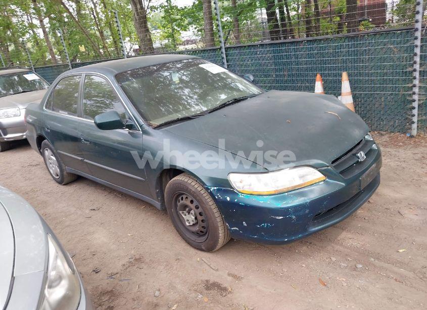 1999 Honda Accord LX V6 (VIN 1HGCG1646XA044180) main photo