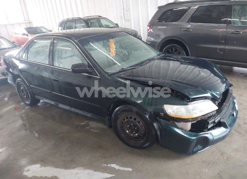 2001 Honda Accord 3.0 LX (VIN 1HGCG16481A047136) main photo