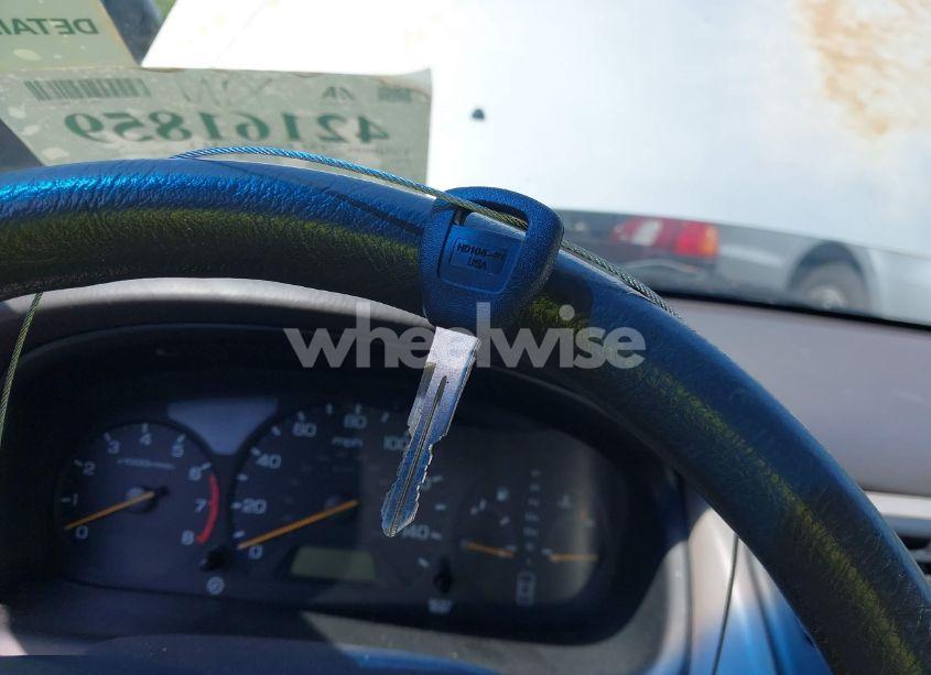 Photo 11 of 2001 Honda Accord 3.0 LX (VIN 1HGCG16481A076636)