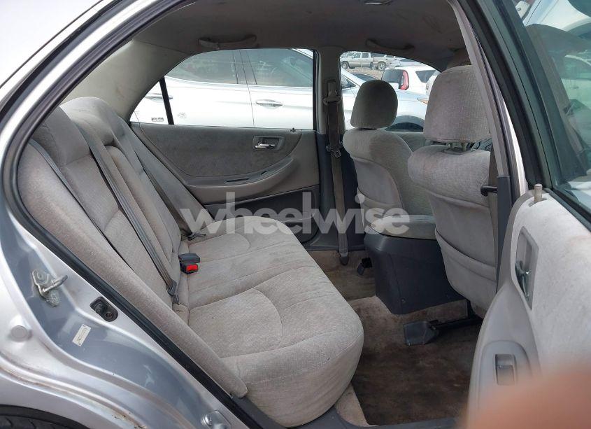 Photo 8 of 2001 Honda Accord 3.0 LX (VIN 1HGCG16481A076636)