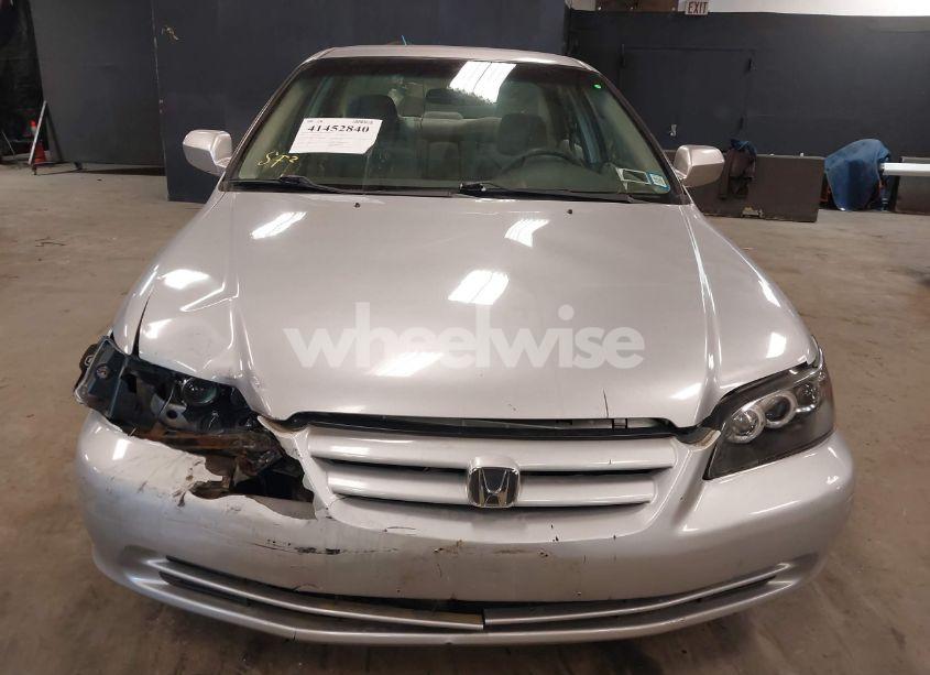 Photo 12 of 2001 Honda Accord 3.0 LX (VIN 1HGCG16481A086342)