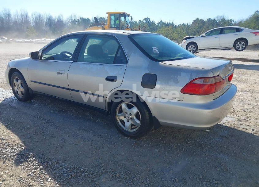 Photo 3 of 1998 Honda Accord LX V6 (VIN 1HGCG1648WA069919)